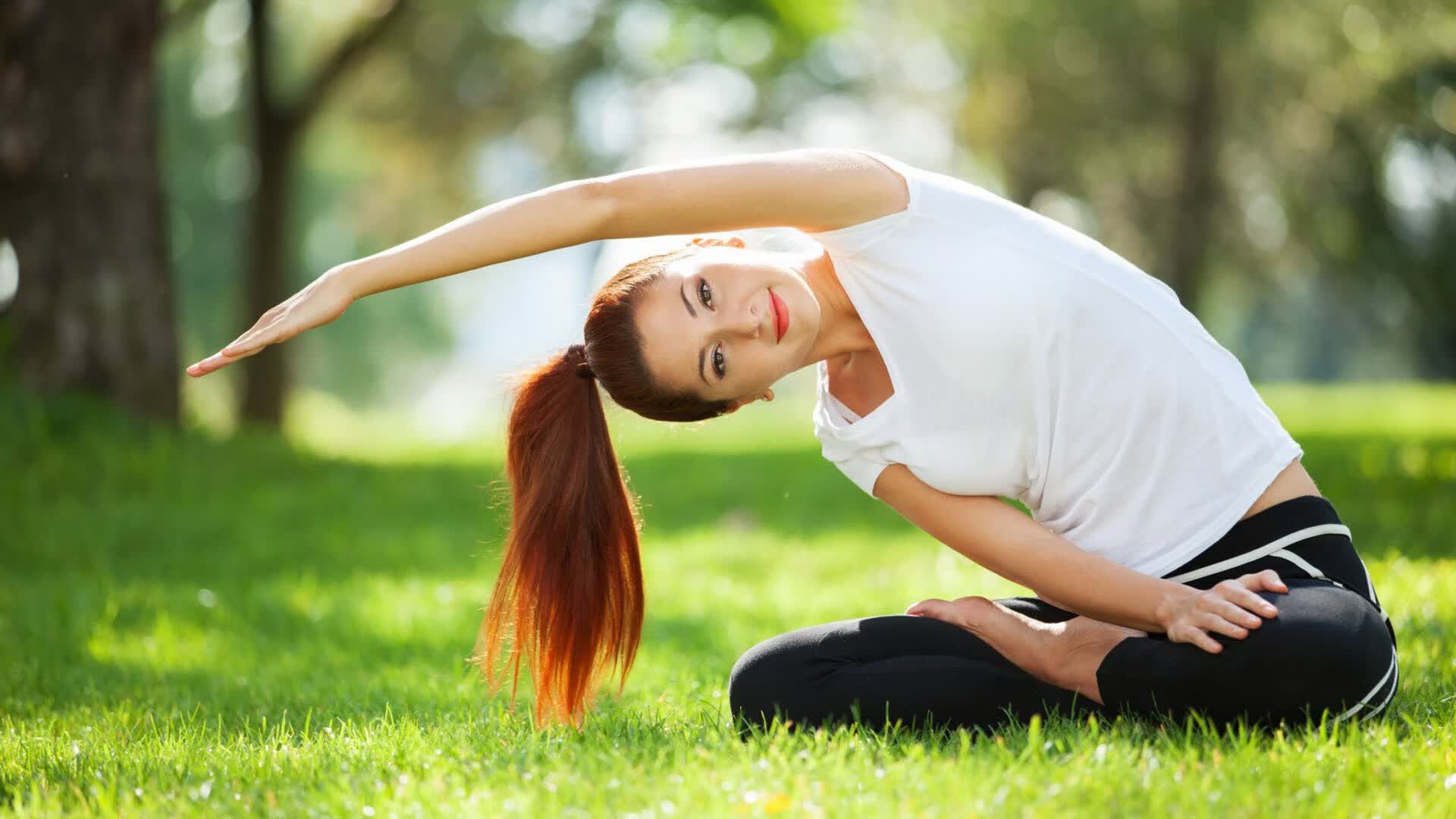 爱游戏登录-曼联新星闪耀，贝林厄姆式天才引球探疾书未来
